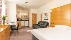 Teddington Lodge, Kensington